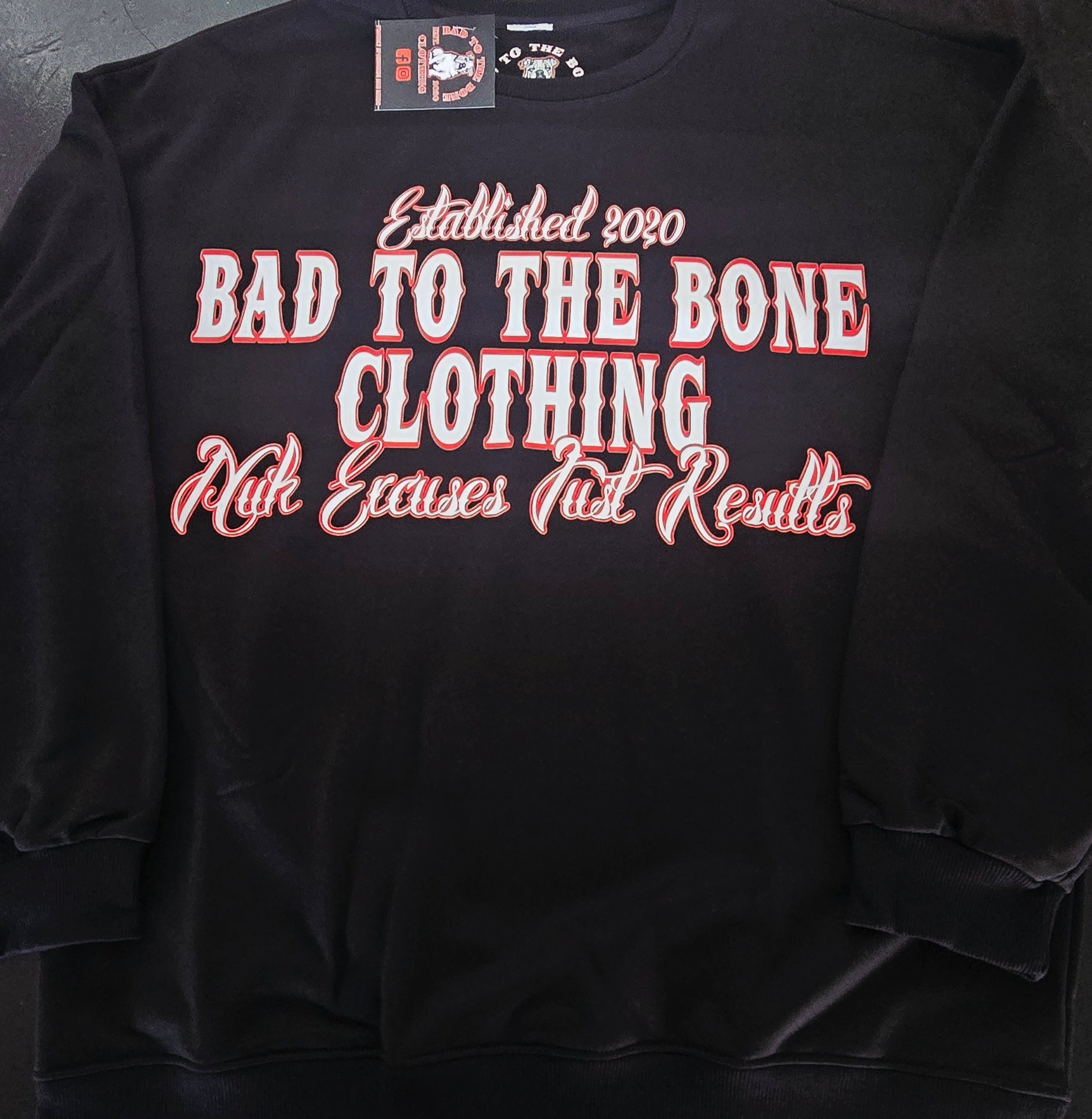 Long-sleeved Crew-Neck Collection